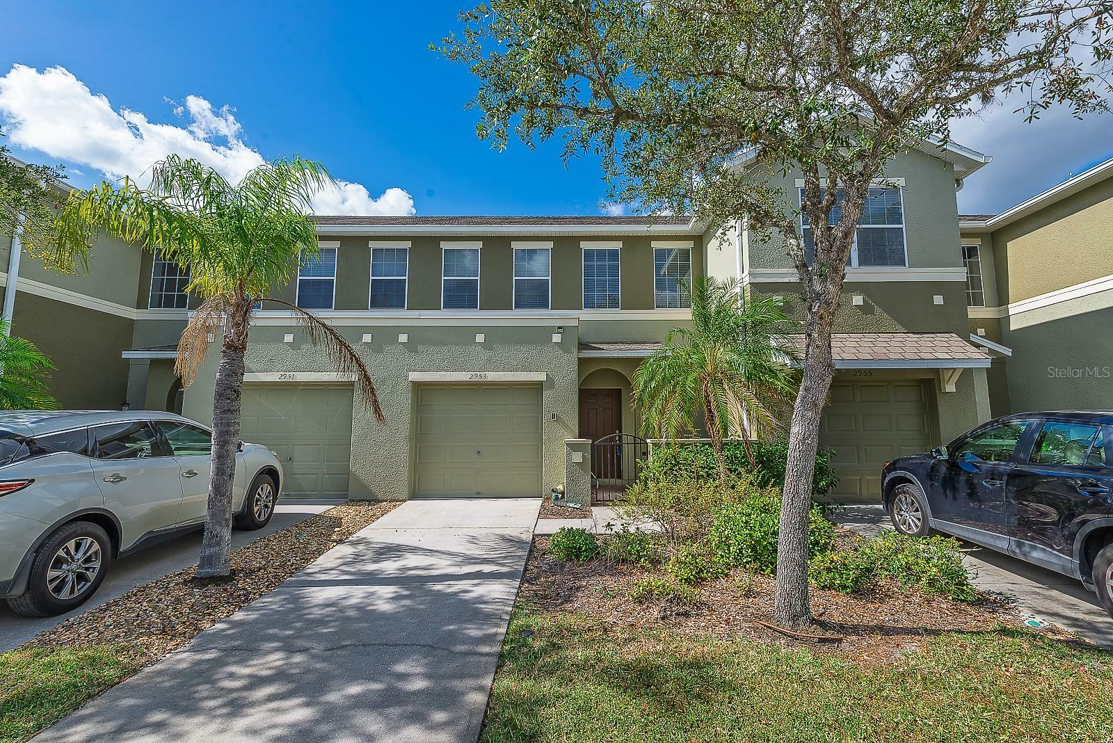 Property Photo:  2953 Willowleaf Lane  FL 33544 