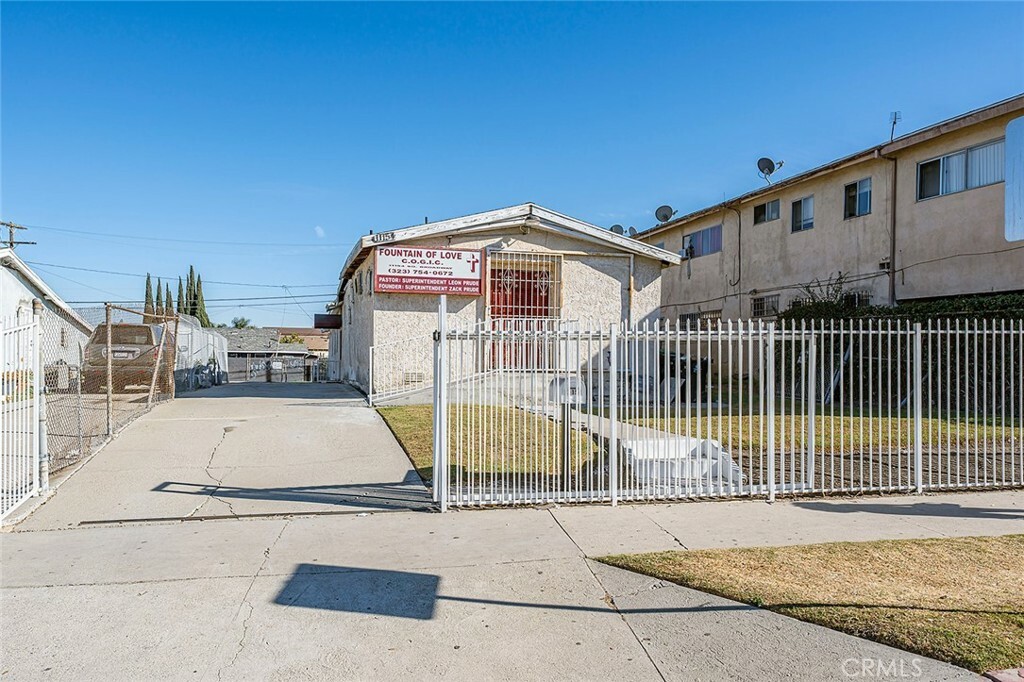 Property Photo:  11154 S Broadway  CA 90061 