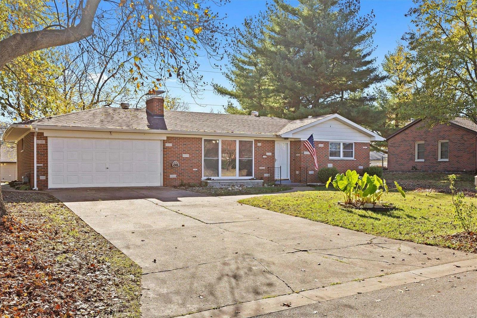 Property Photo: 110 Elizabeth Drive IL 62226