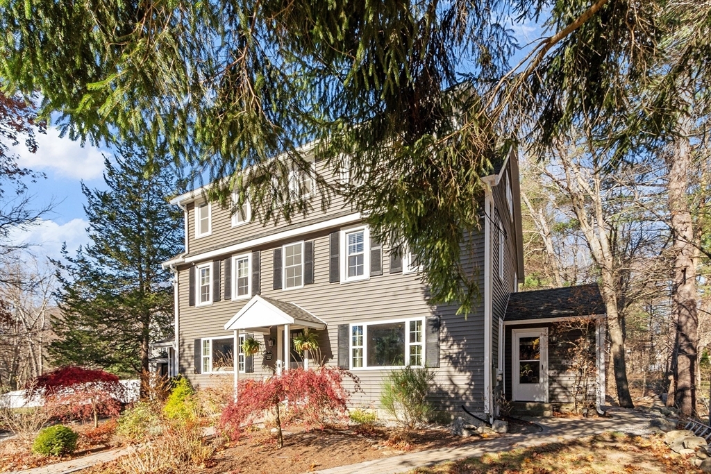 Property Photo:  203 Aldrich Road  MA 01887 