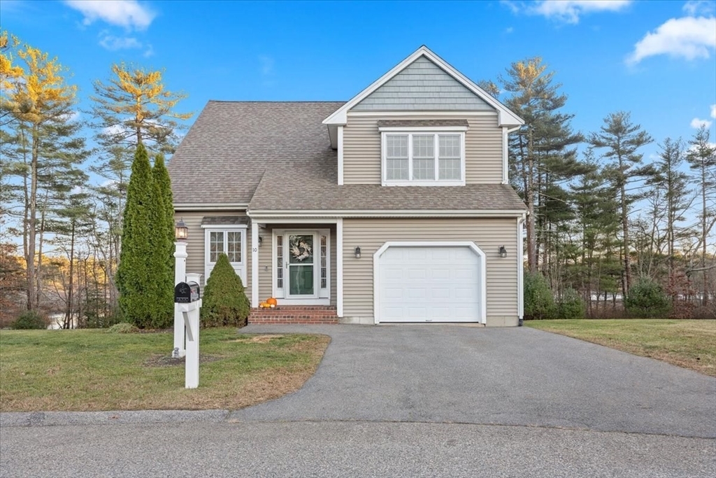 Property Photo: 10 Cranberry Knoll St 10 MA 02367