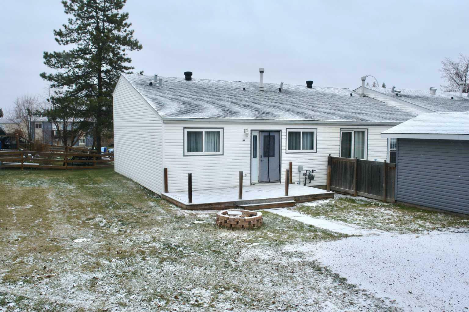 Property Photo:  148 Rock Bay  AB T9K 1B2 