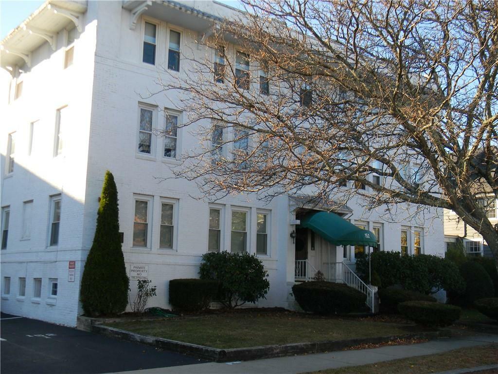 Property Photo:  152 Elmgrove Avenue  RI 02906 