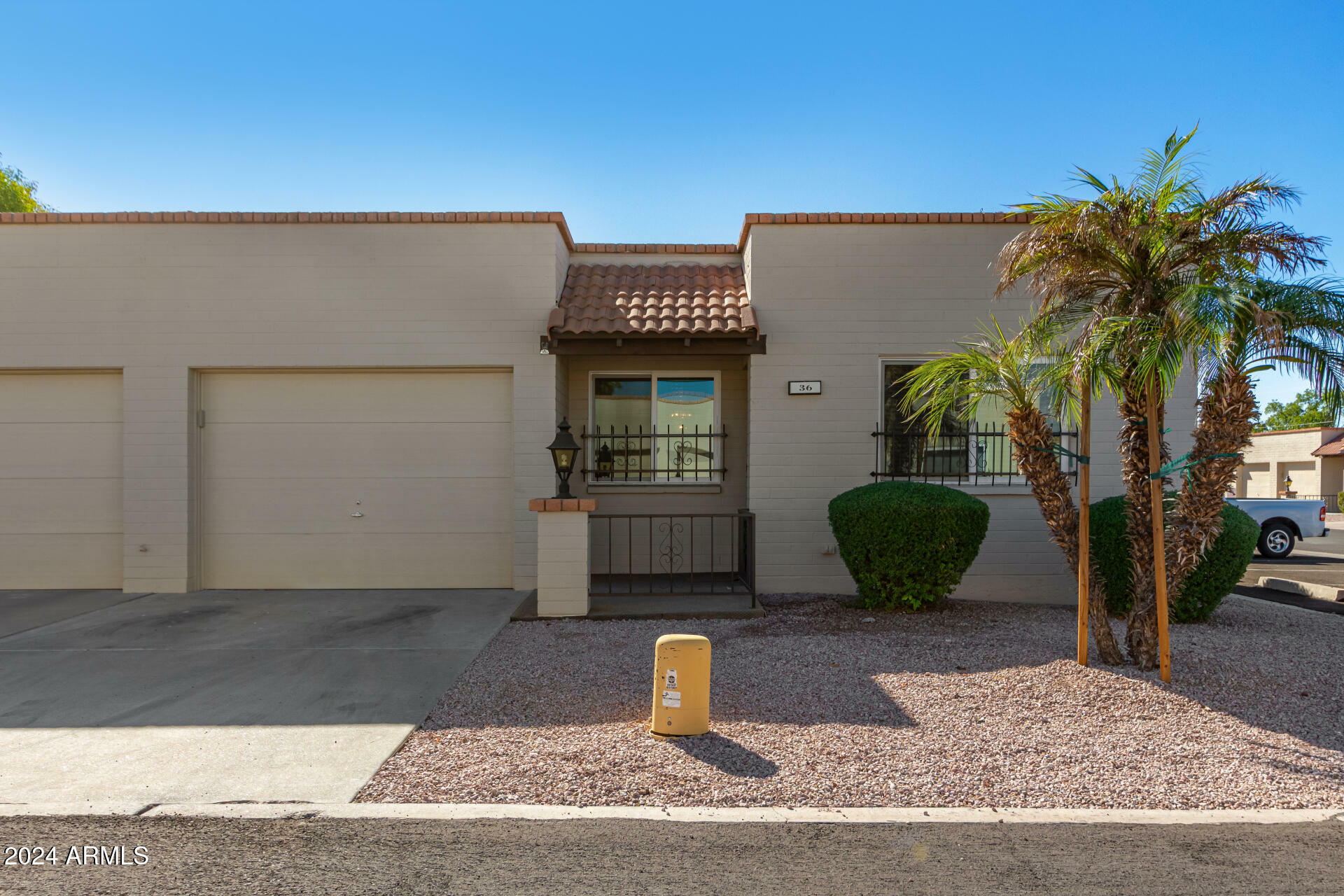 Property Photo:  440 S Parkcrest -- 36  AZ 85206 