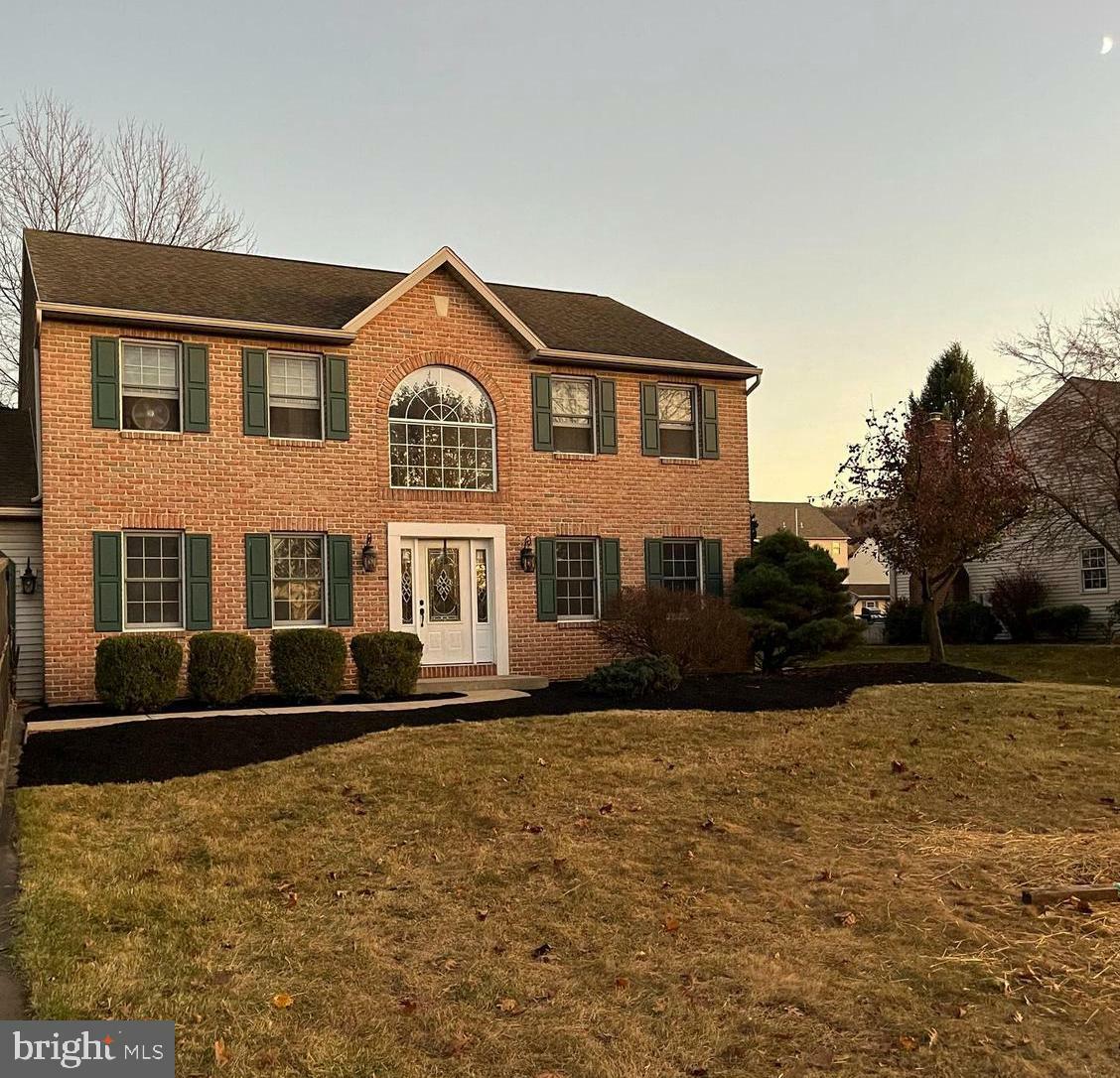 Property Photo:  425 Coronet Drive  PA 19510 