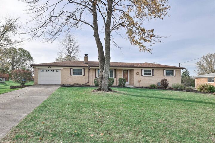 7525 Joan Drive  West Chester OH 45069 photo