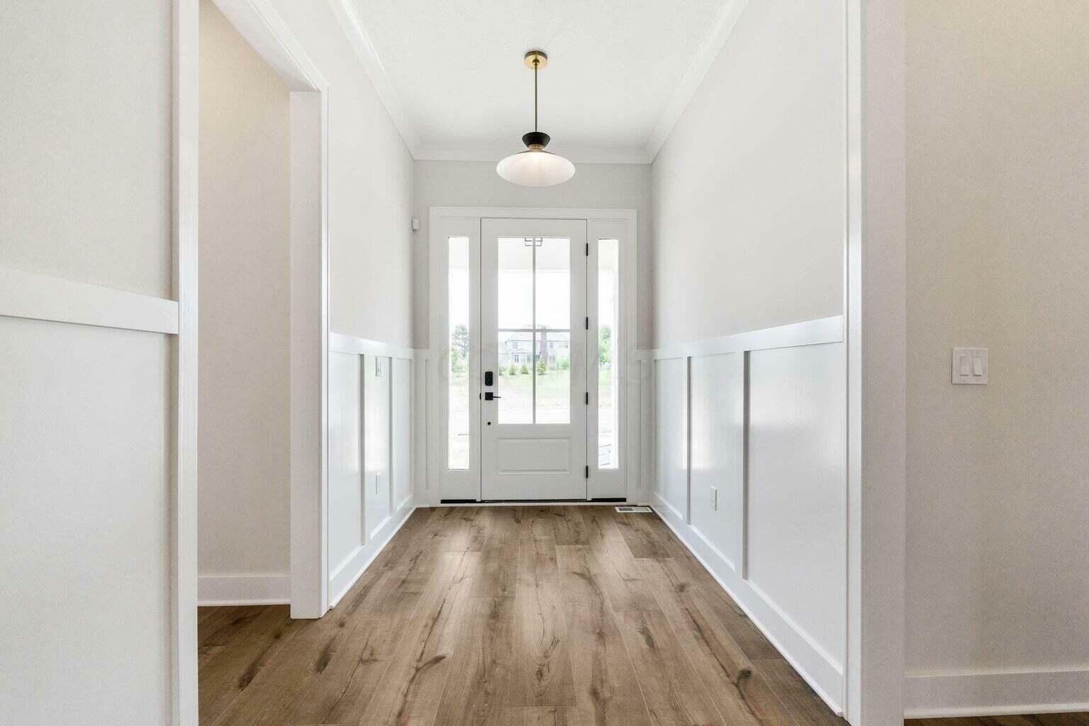 Property Photo: 3175 Briarwood Lane OH 43035