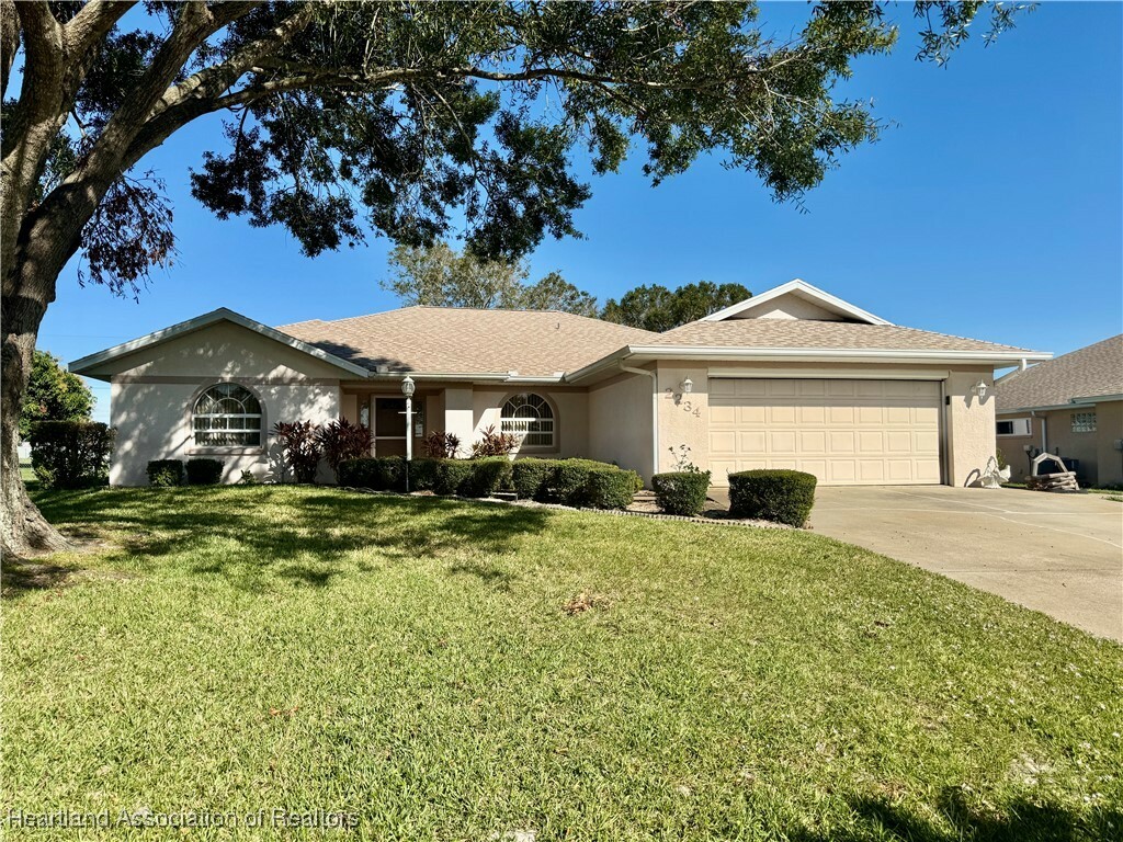 2234 Pinewood Boulevard  Sebring FL 33870 photo