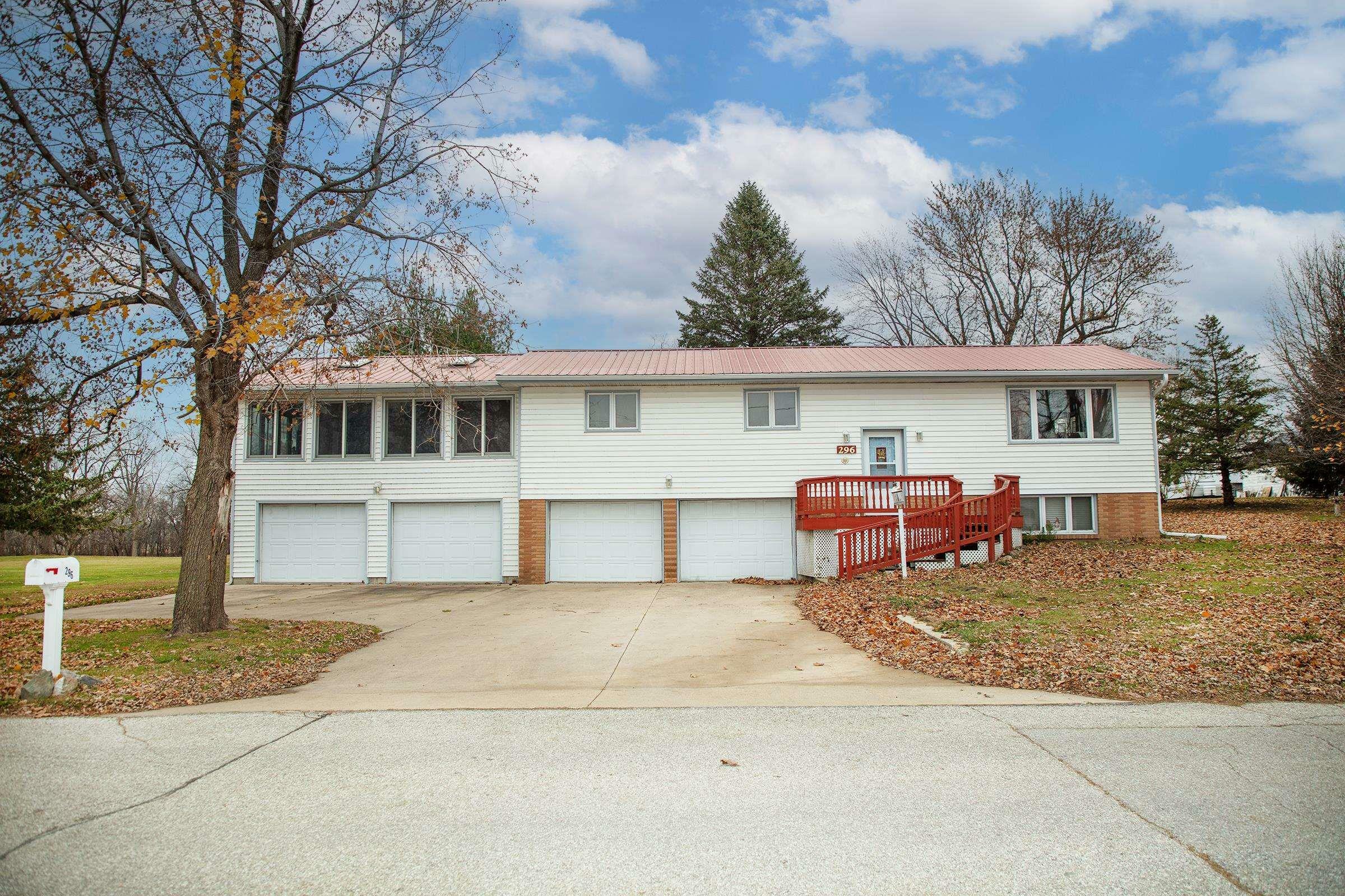 Property Photo:  296 Lakeshore Drive  IA 50658 