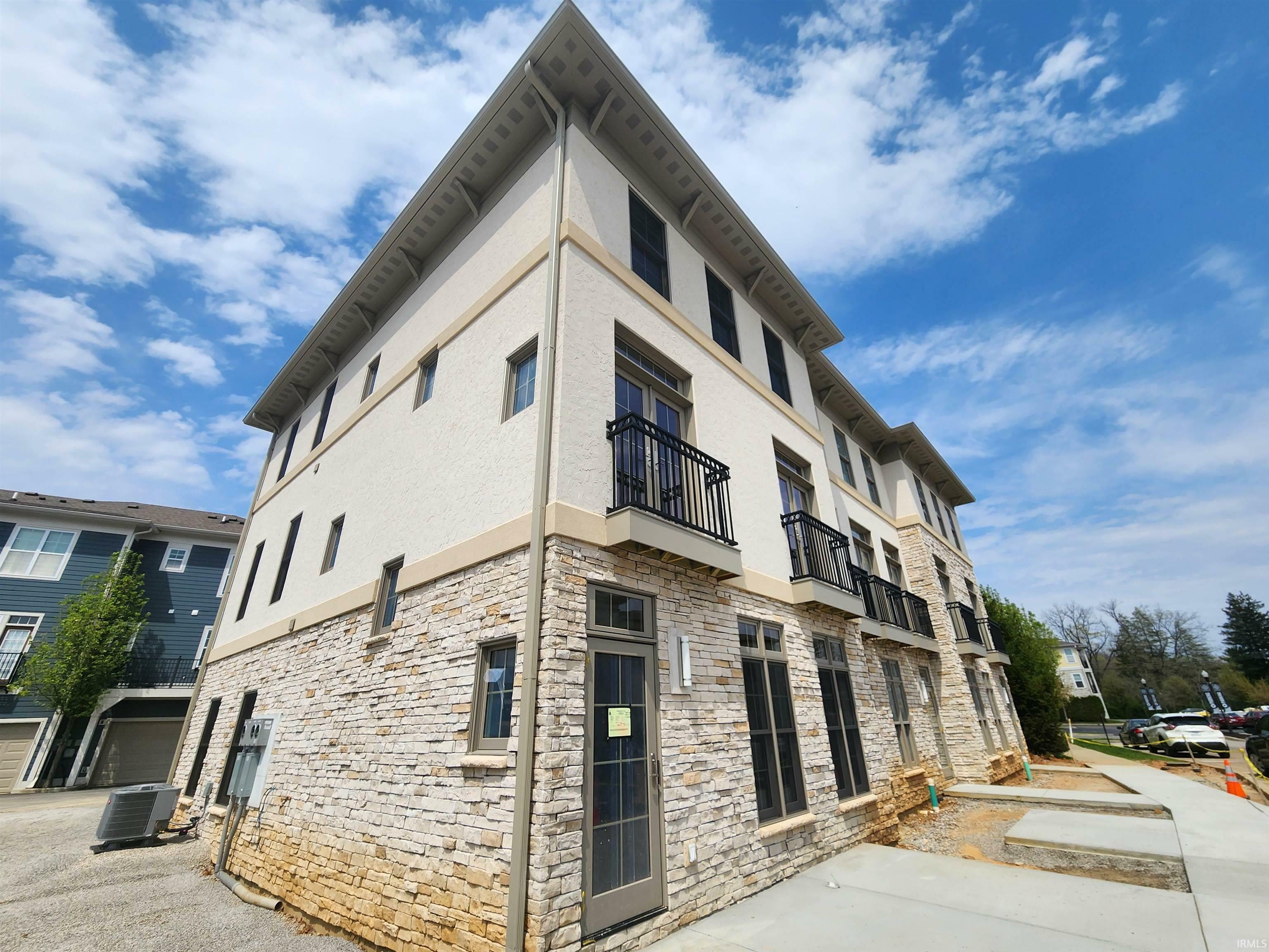 Property Photo: 1550 S Piazza Drive IN 47401