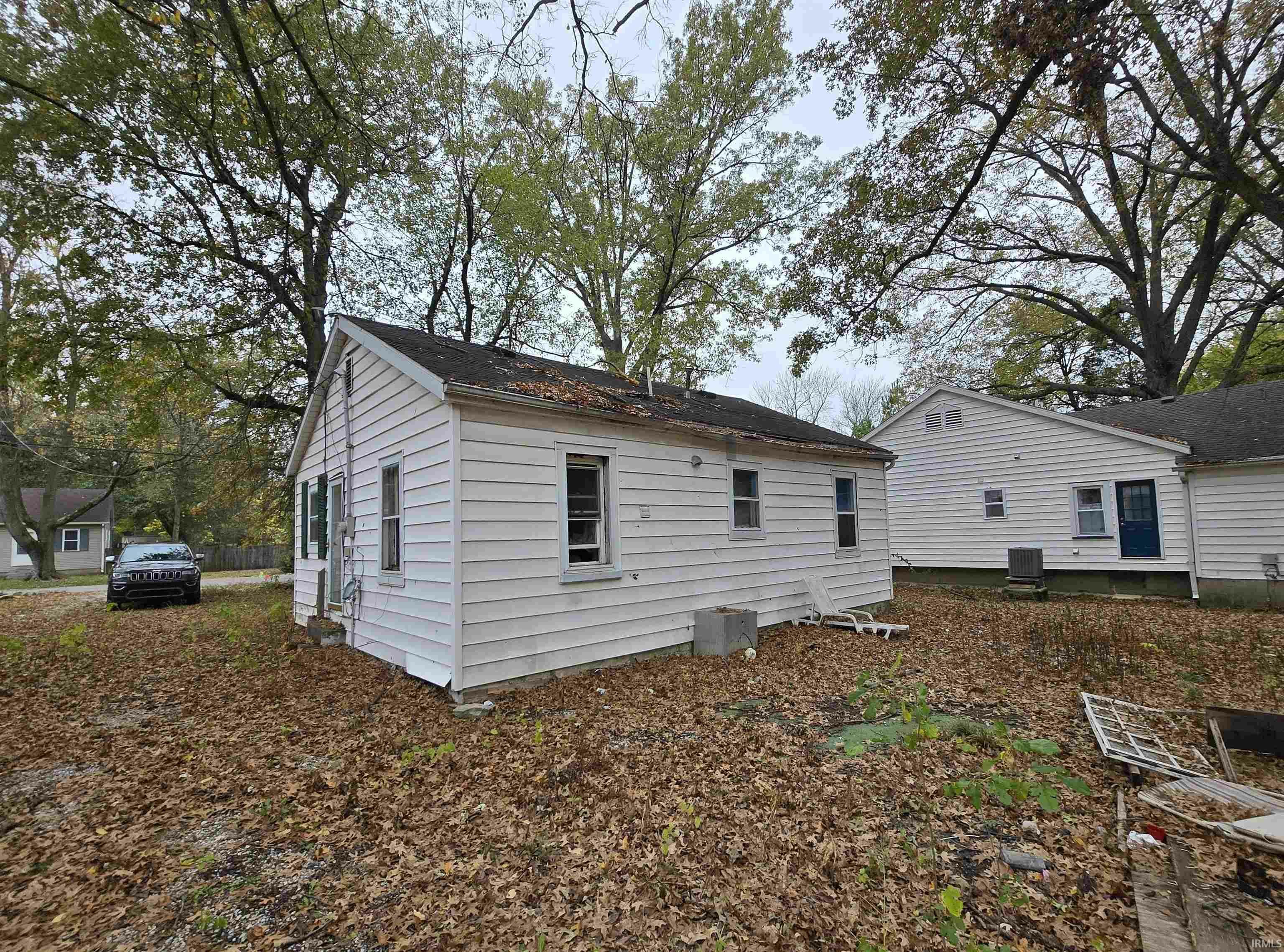 Property Photo:  1706 Hawthorne Avenue  IN 47714 