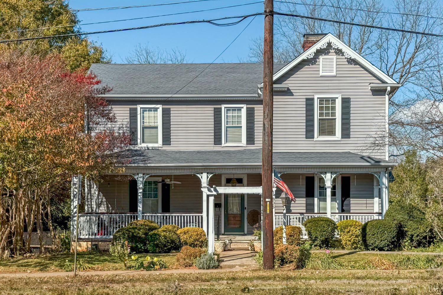 Property Photo:  805 Longwood Avenue  VA 24523 