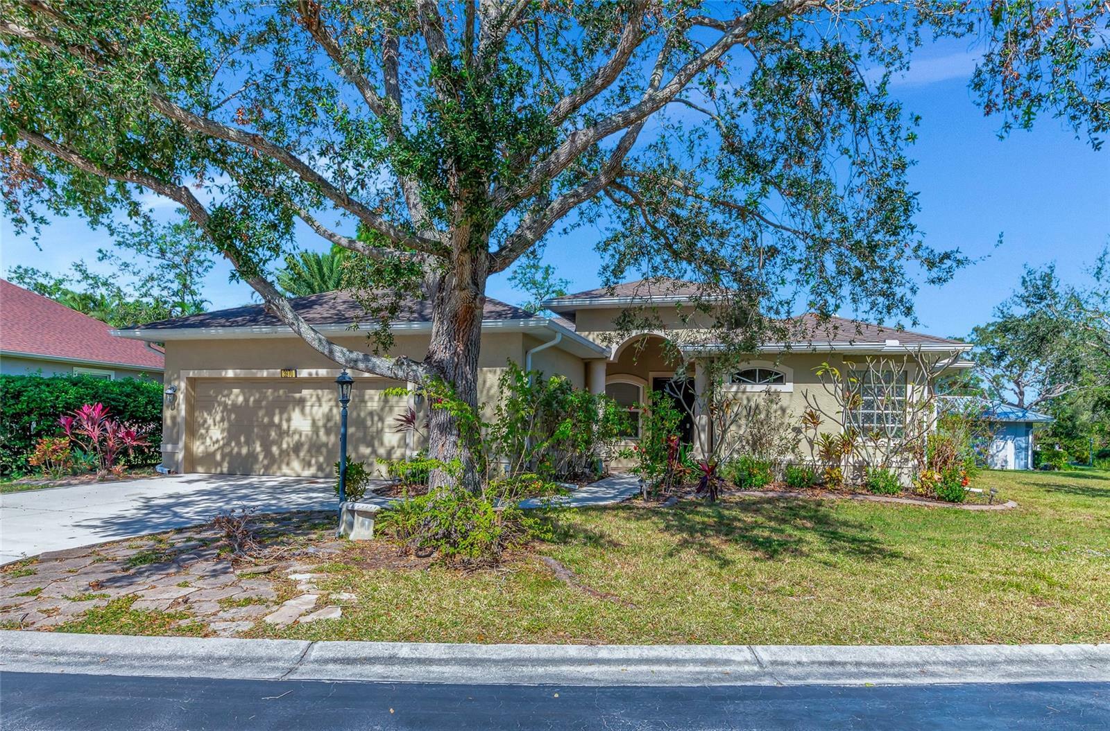 Property Photo: 3970 Serenity Circle FL 34235