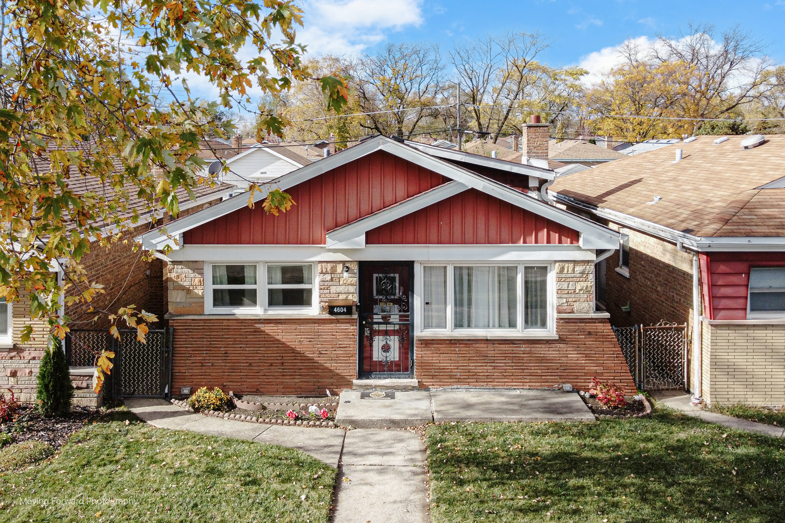 Property Photo:  4604 1st Avenue  IL 60534 