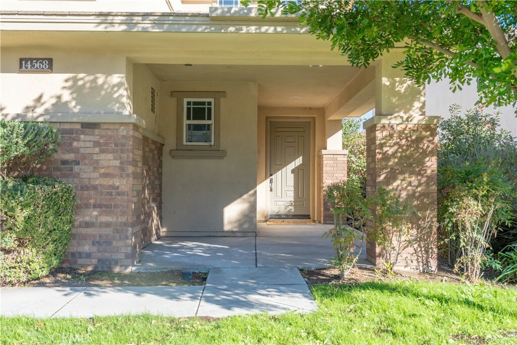 Property Photo:  14568 Meadowbrook Lane  CA 92880 