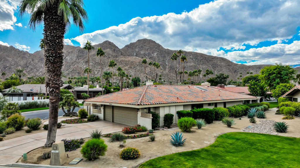 Property Photo:  77063 Sandpiper Drive  CA 92210 