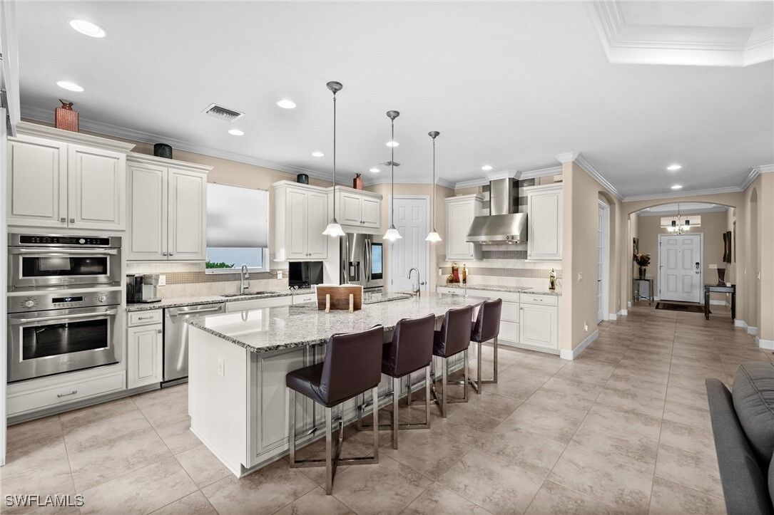 Property Photo:  2616 Malaita Court  FL 33991 