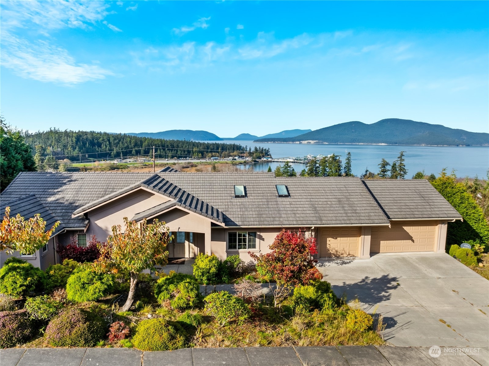 4800 Harbor View Place  Anacortes WA 98221 photo