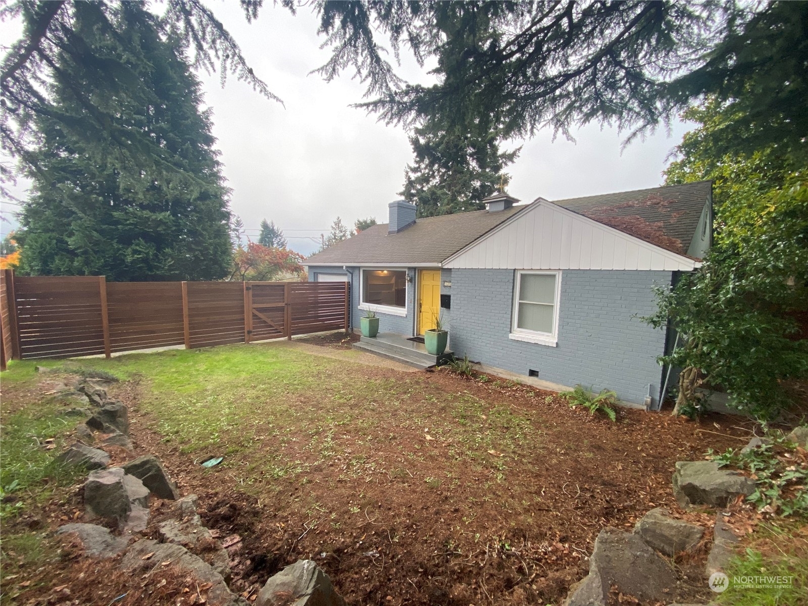 Property Photo:  3741 SW 106th Street  WA 98146 