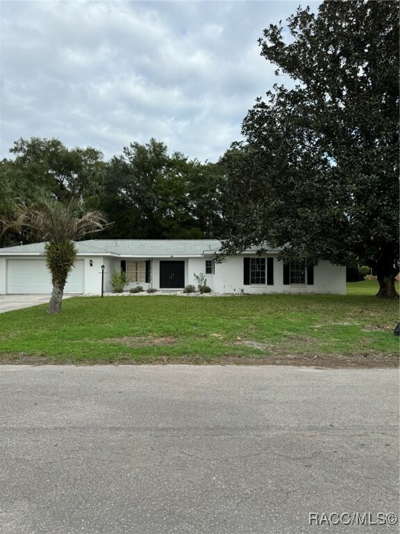 Property Photo: 549 N Afterglow Circle FL 34429