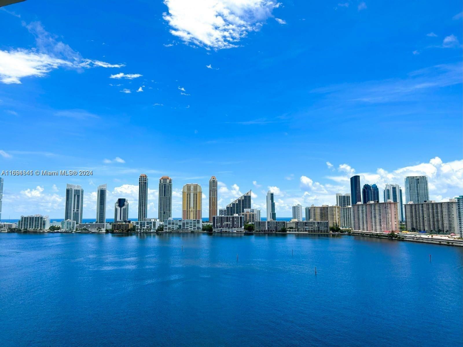 Property Photo:  3000 Island Blvd 1201  FL 33160 