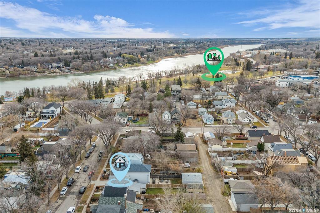 423 D Avenue S  Saskatoon SK S7M 1R4 photo