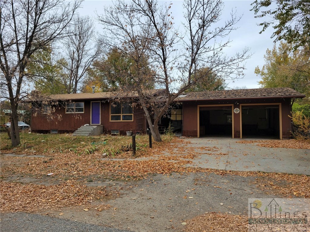 Property Photo:  505 W Carbon Ave  MT 59041 