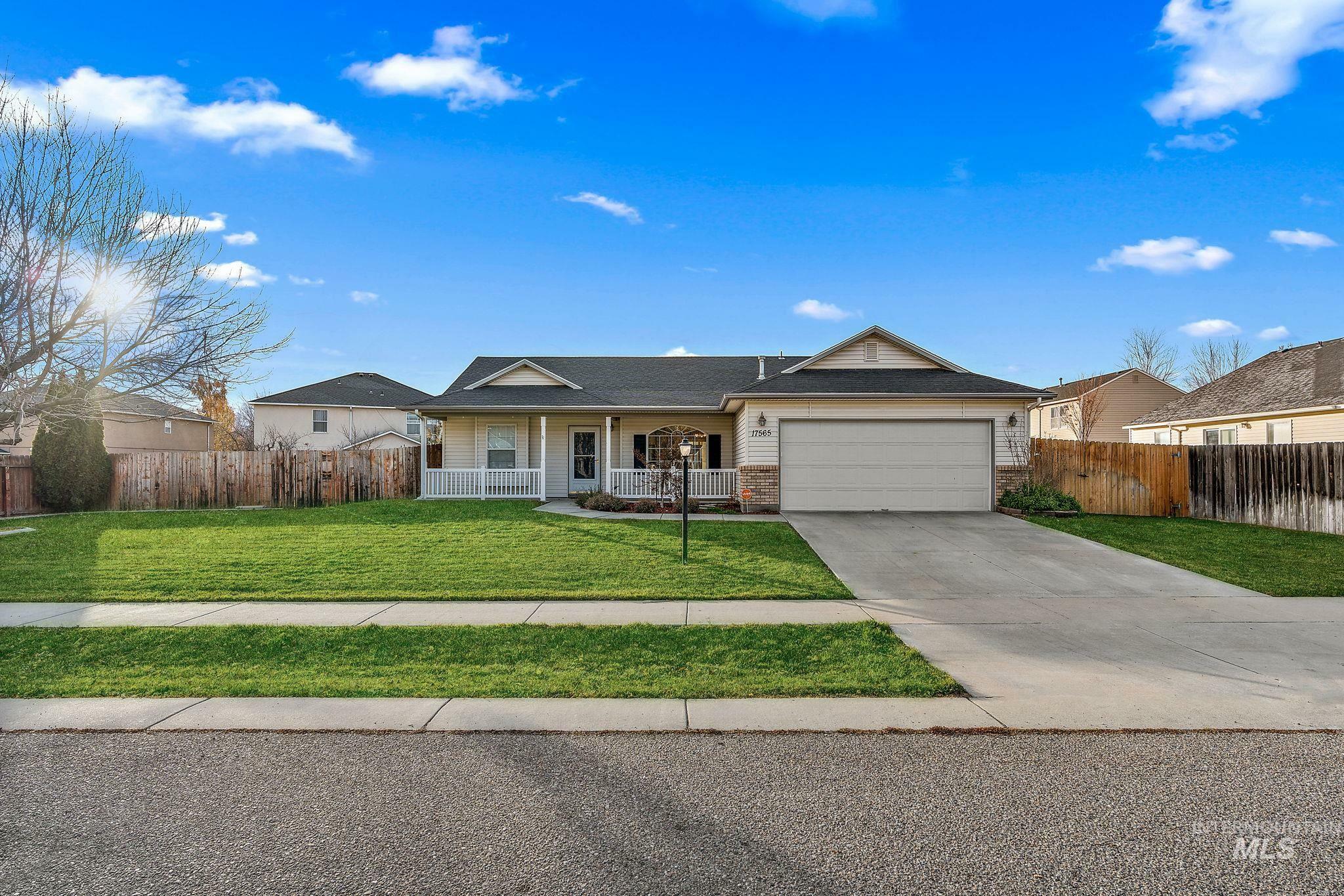 17565 N Parkdale  Nampa ID 83687 photo