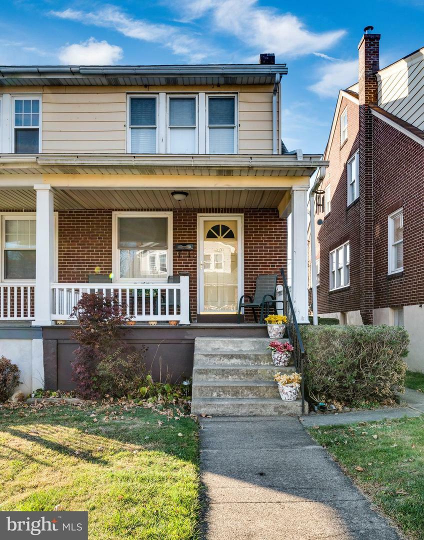 Property Photo:  1539 Fayette Avenue  PA 19607 