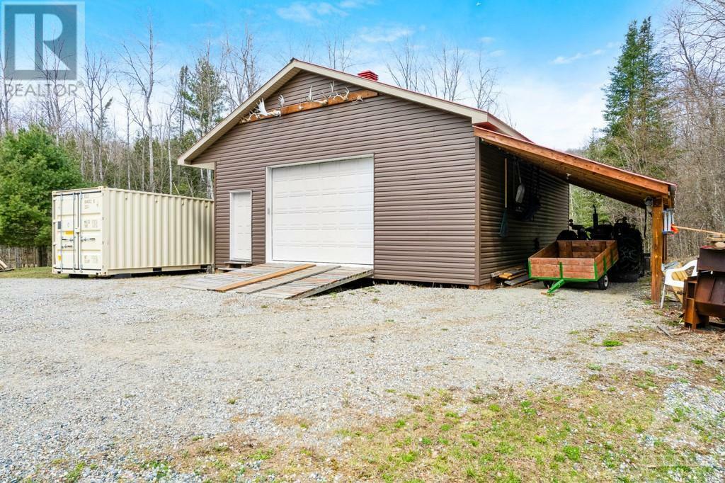 Property Photo:  1044 Lavant Mill Road  ON K0G 1M0 