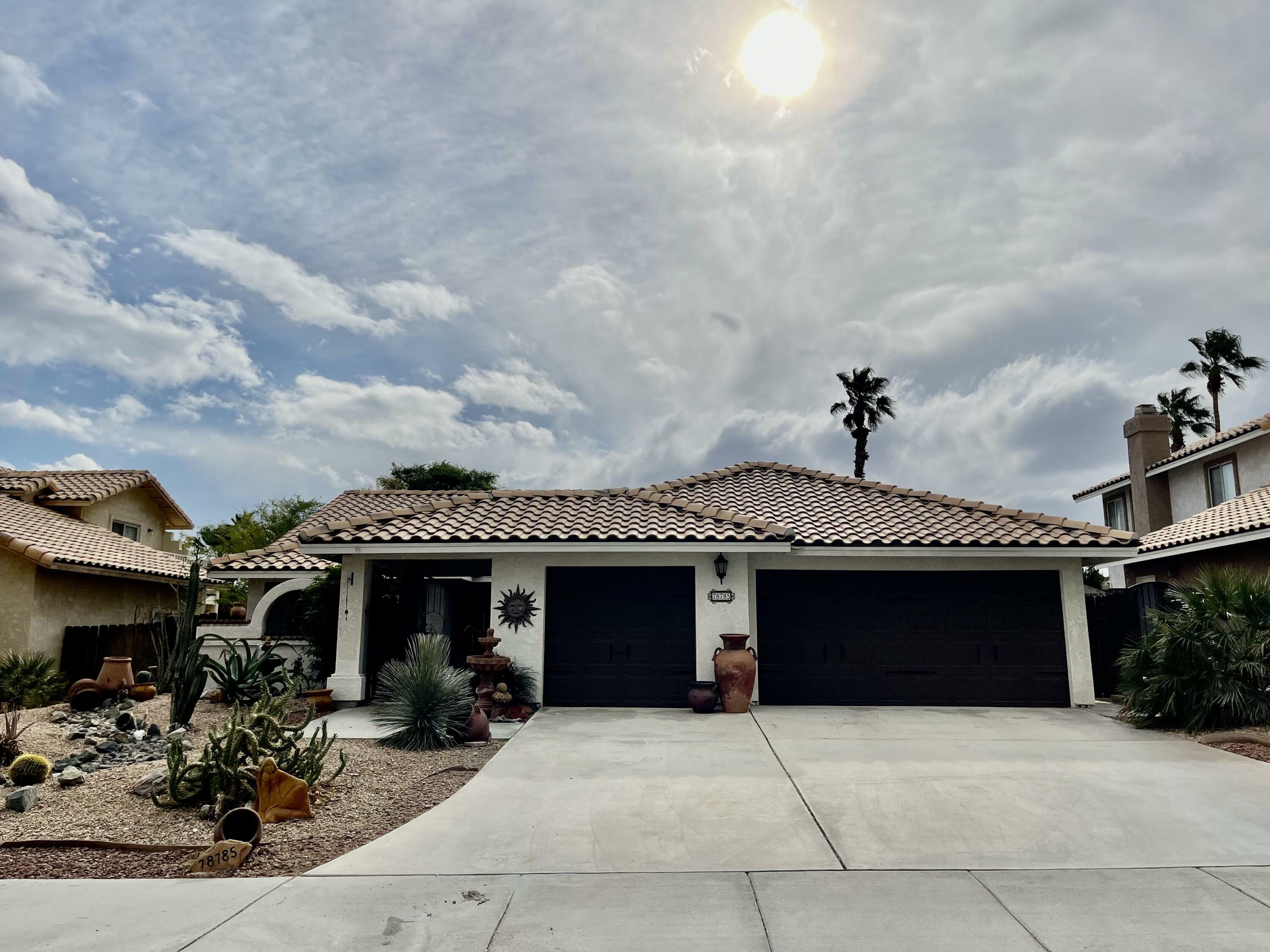 Property Photo:  78785 Villeta Drive  CA 92253 