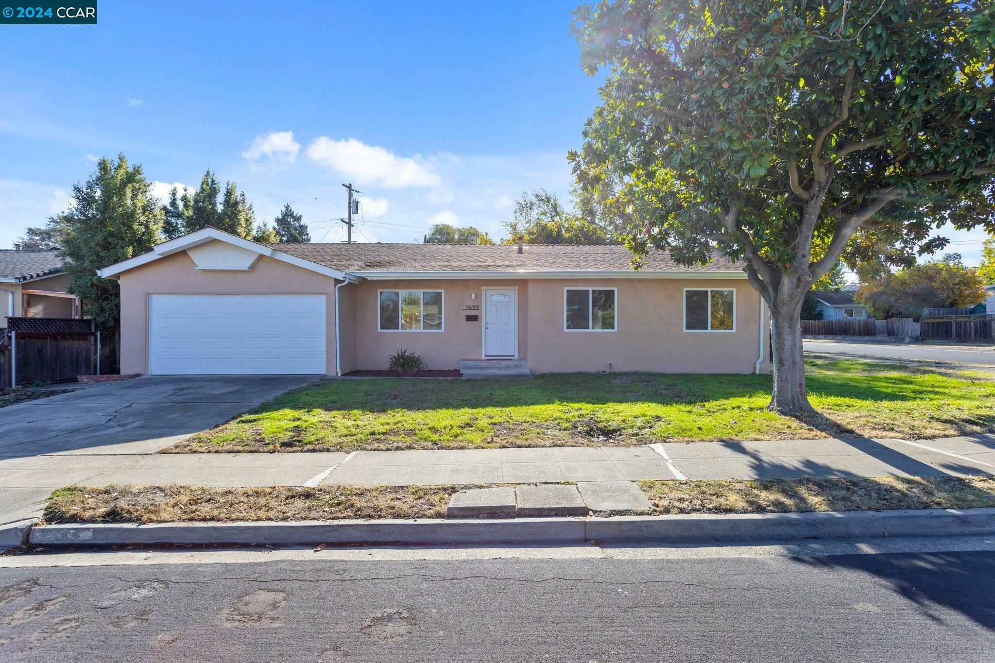 7622 Oxbow Ln  Dublin CA 94568 photo