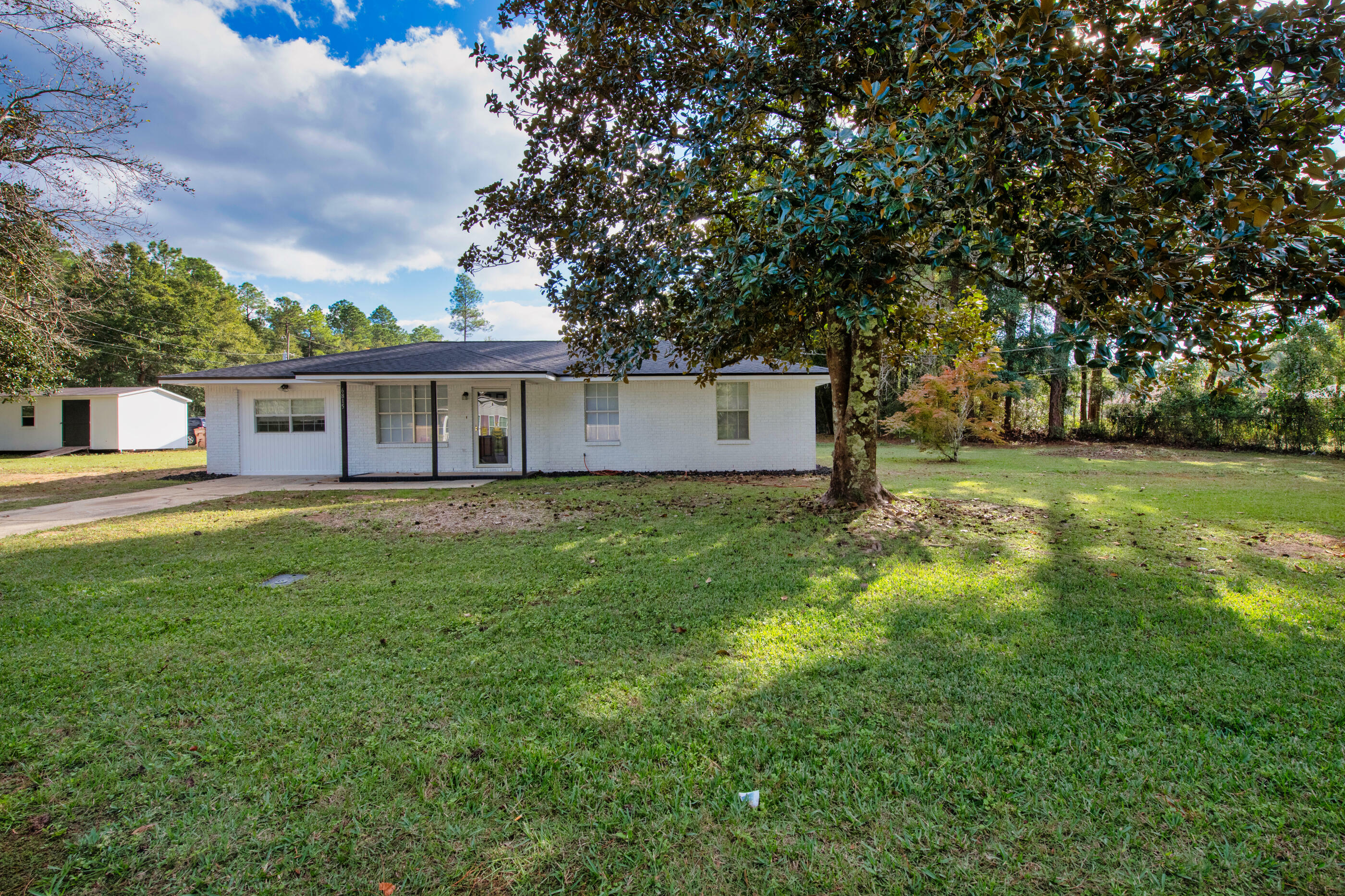 Property Photo:  6815 N Trailride  FL 32570 