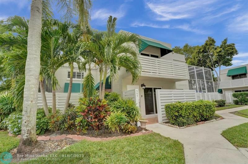 Property Photo:  545 NW 97th Ave  FL 33324 