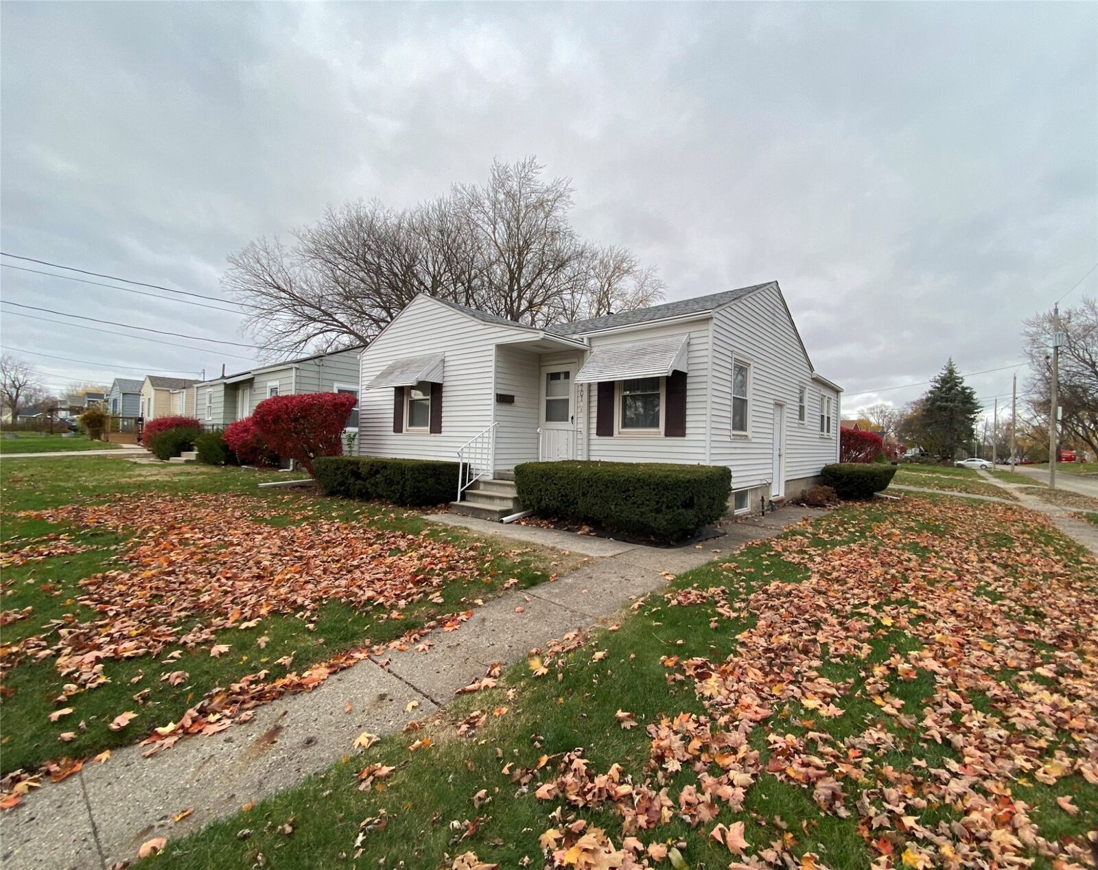 Property Photo:  5701 Holcomb Avenue  IA 50310 