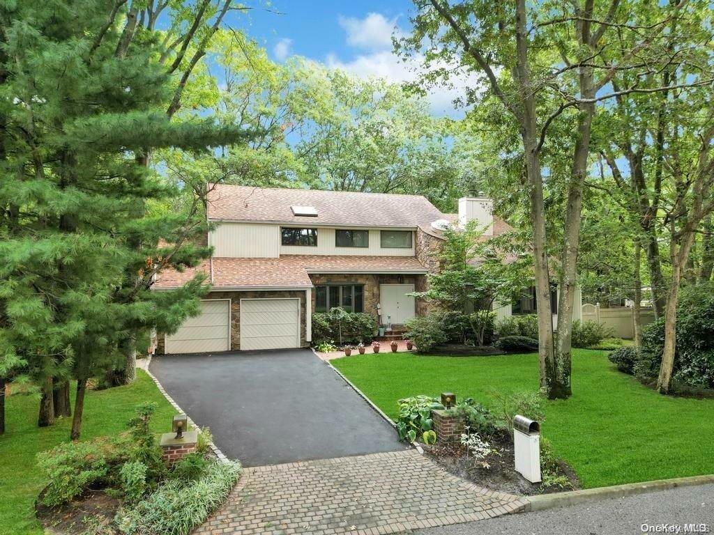 Property Photo:  5 Lily Drive  NY 11720 