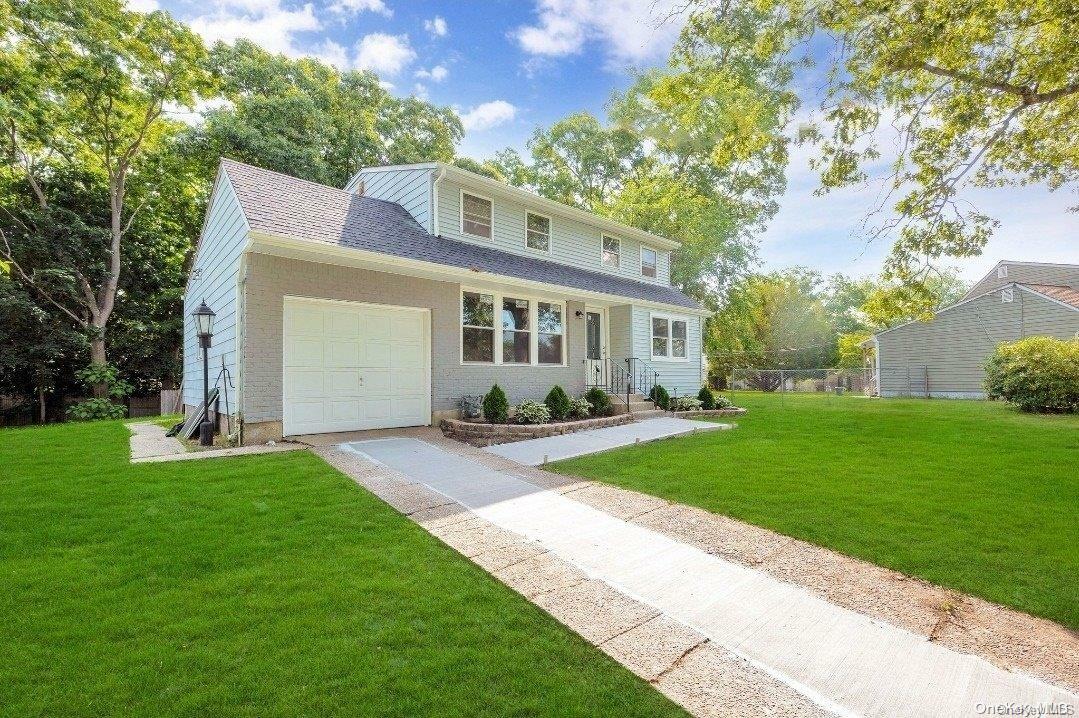 Property Photo:  19 Clarkson Road  NY 11720 