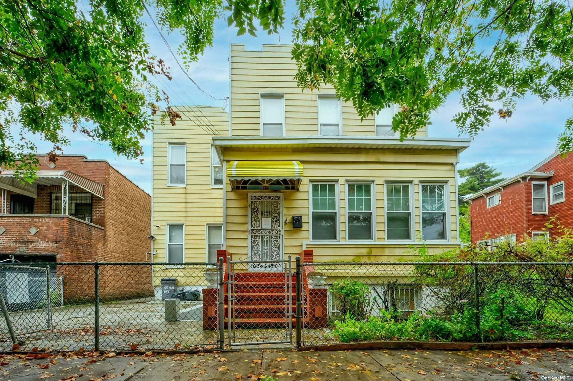 Property Photo:  98 Miller Avenue  NY 11207 