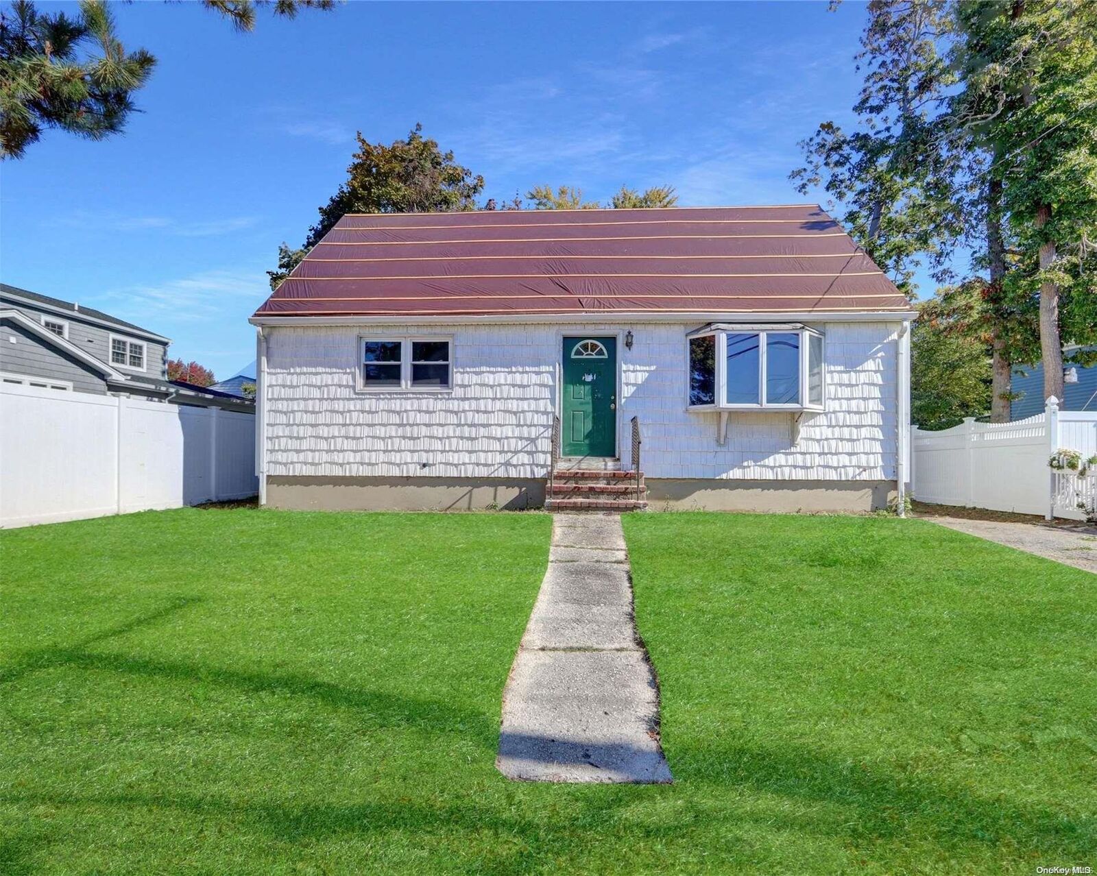 Property Photo:  216 S Delaware Avenue  NY 11757 