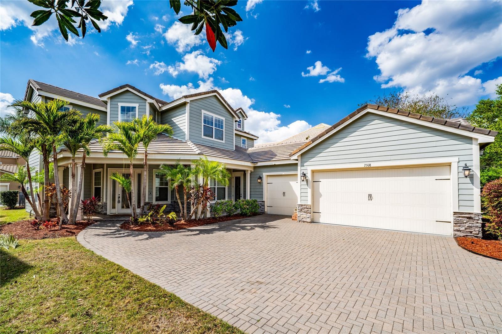 Property Photo:  7508 Lake Albert Drive  FL 34786 