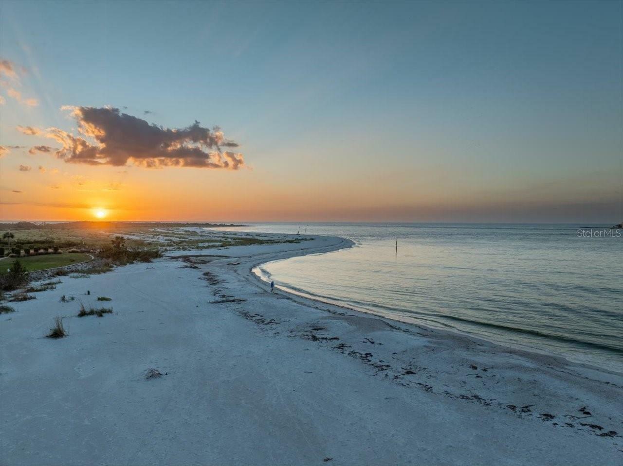 Property Photo: 800 Collany Road 605 &Amp 606 FL 33715