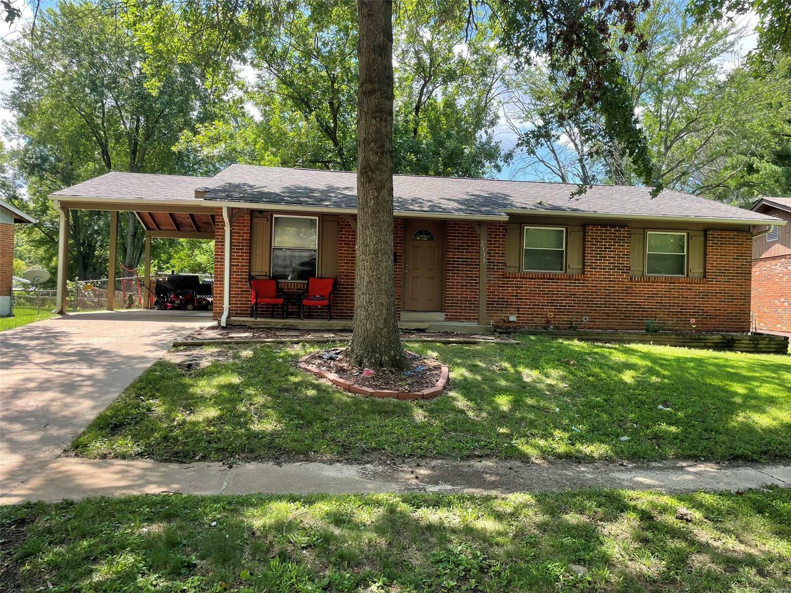 Property Photo:  2335 Stoney End Court  MO 63031 