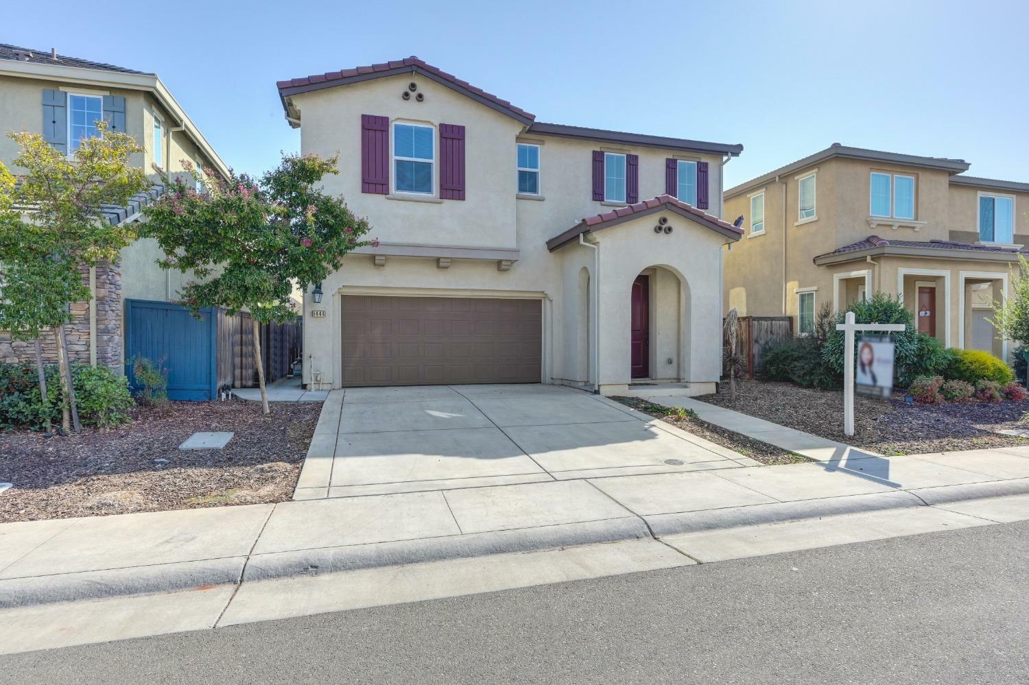 8444 Vila Gale Way  Elk Grove CA 95757 photo