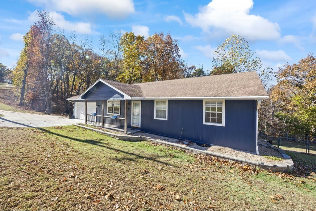 Property Photo:  9095 Grimes Drive  AR 72756 