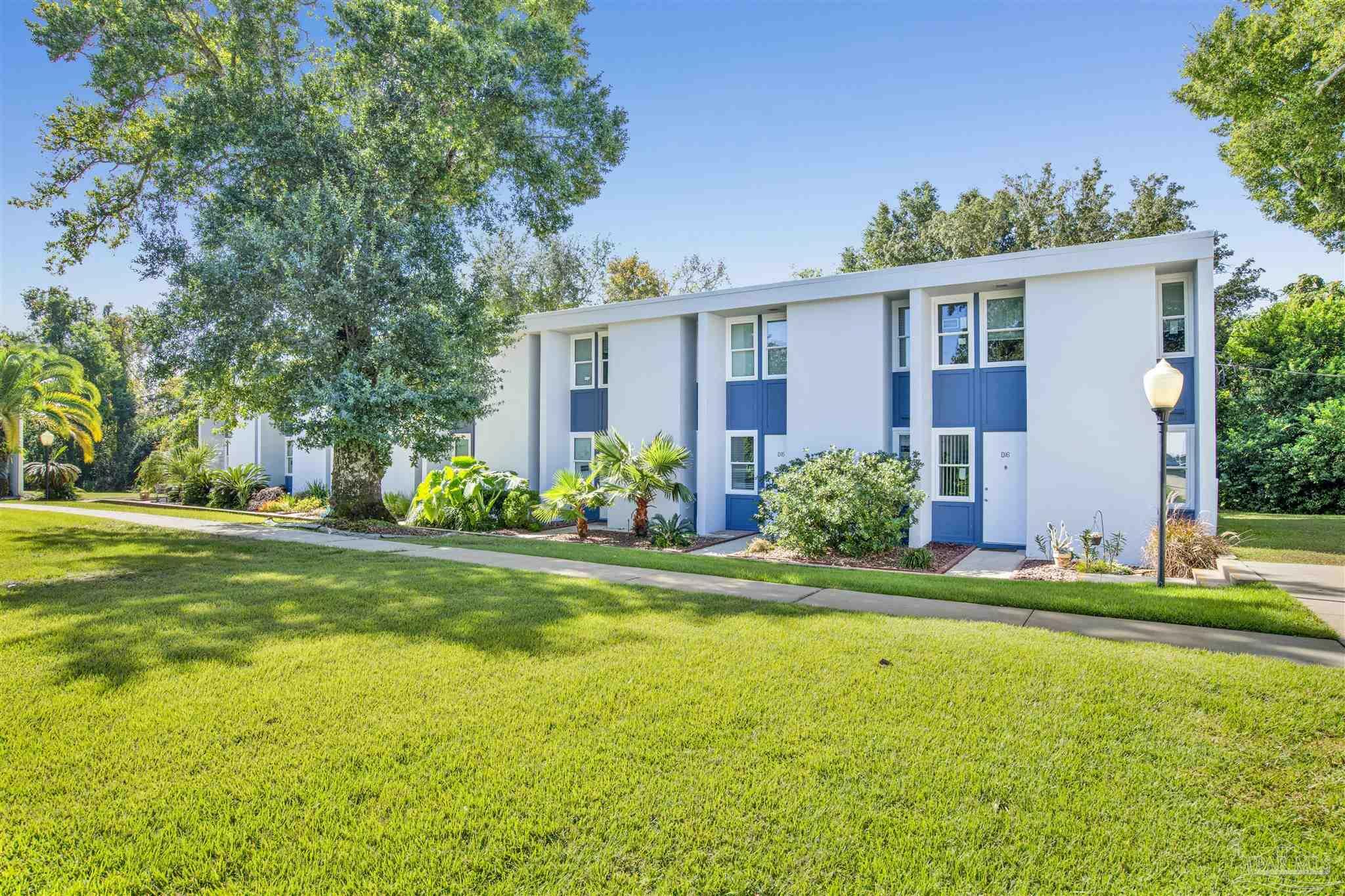 Property Photo:  201 Pensacola Beach Rd D15  FL 32561 