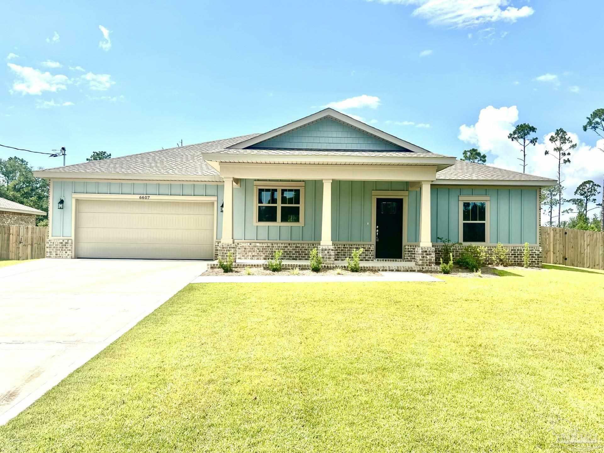 Property Photo: 6607 Rocky Shores Rd FL 32583