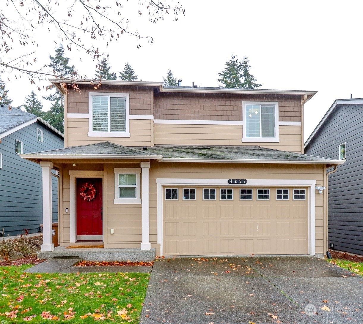 Property Photo:  4252 E Roosevelt Avenue  WA 98404 