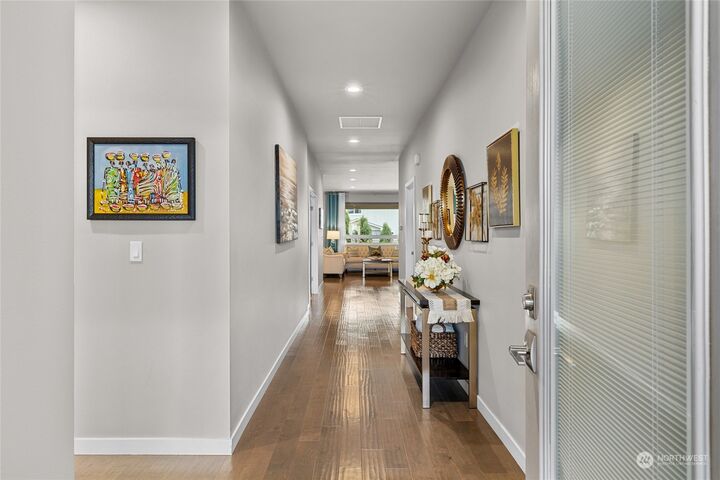 Property Photo:  306 E Stanford Avenue  WA 98926 