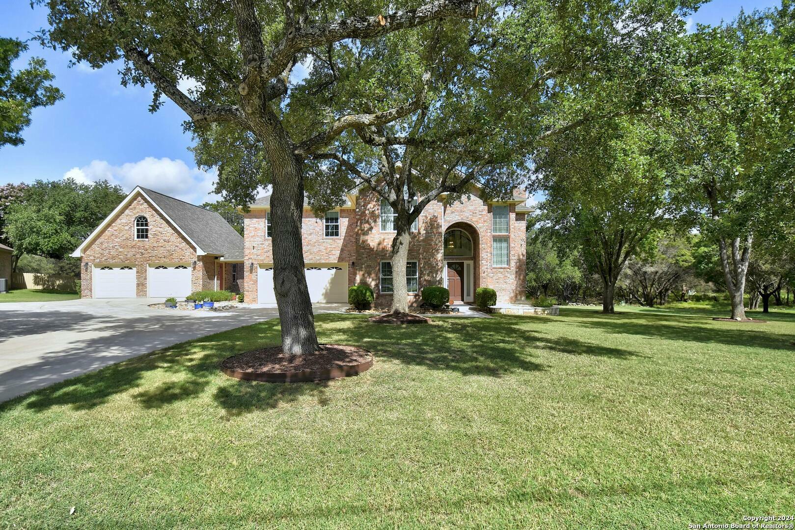 Property Photo:  51 Hunters Point  TX 78132 