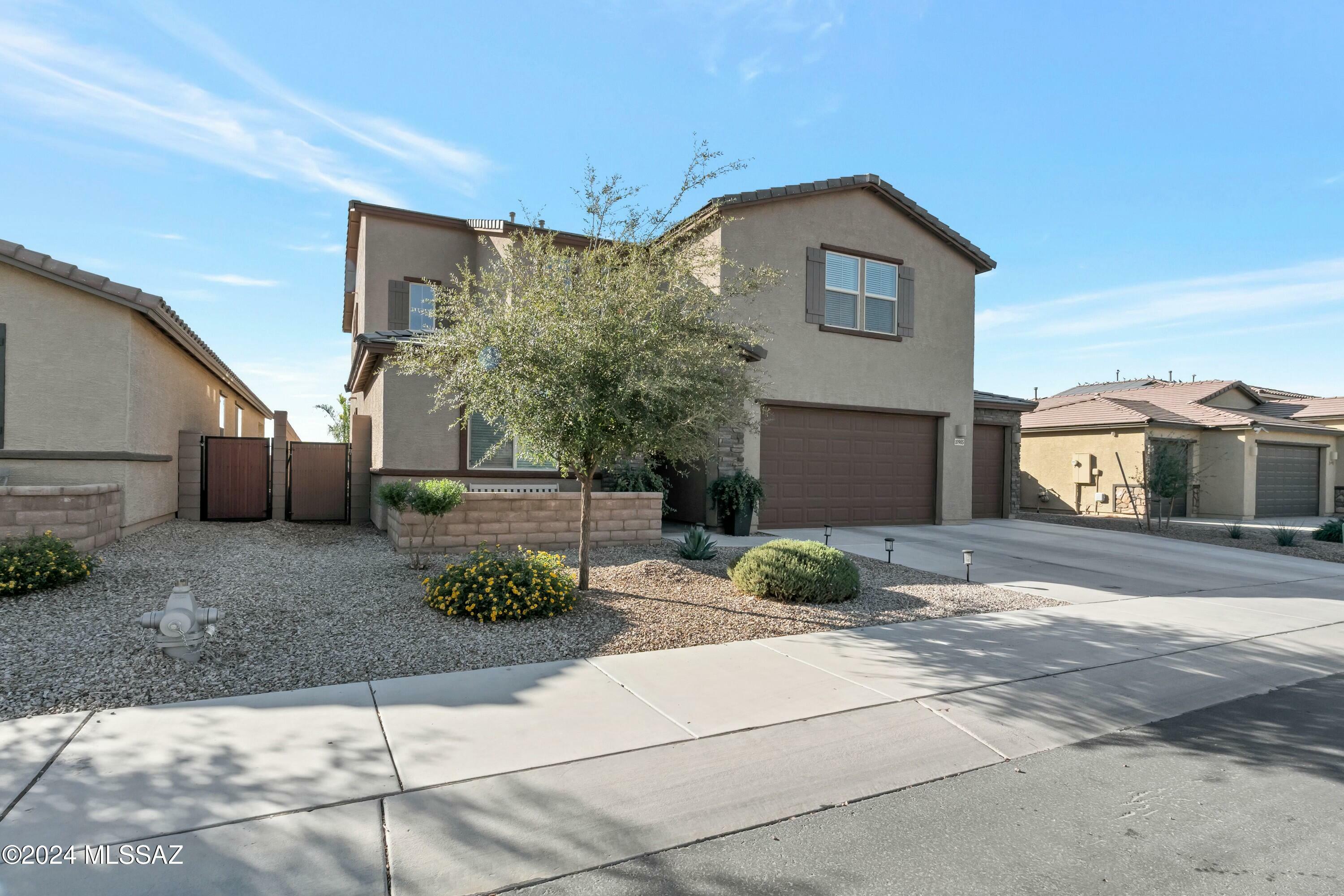 Property Photo:  10905 W Keuka Drive  AZ 85653 